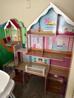 Doll house