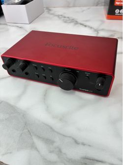 Focusrite 2i2 4th gen