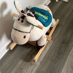 B rocky Baby/Toddler chair, Used