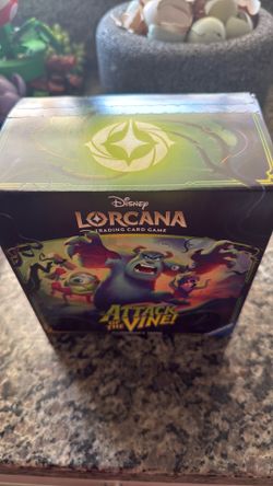Lorcana Attack of the Vine Trove box