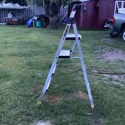 6ft Aluminum Step Ladder
