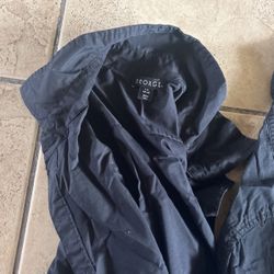 Camisa Negra De Mujer Y Chaleco 