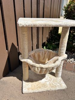 Cat tree