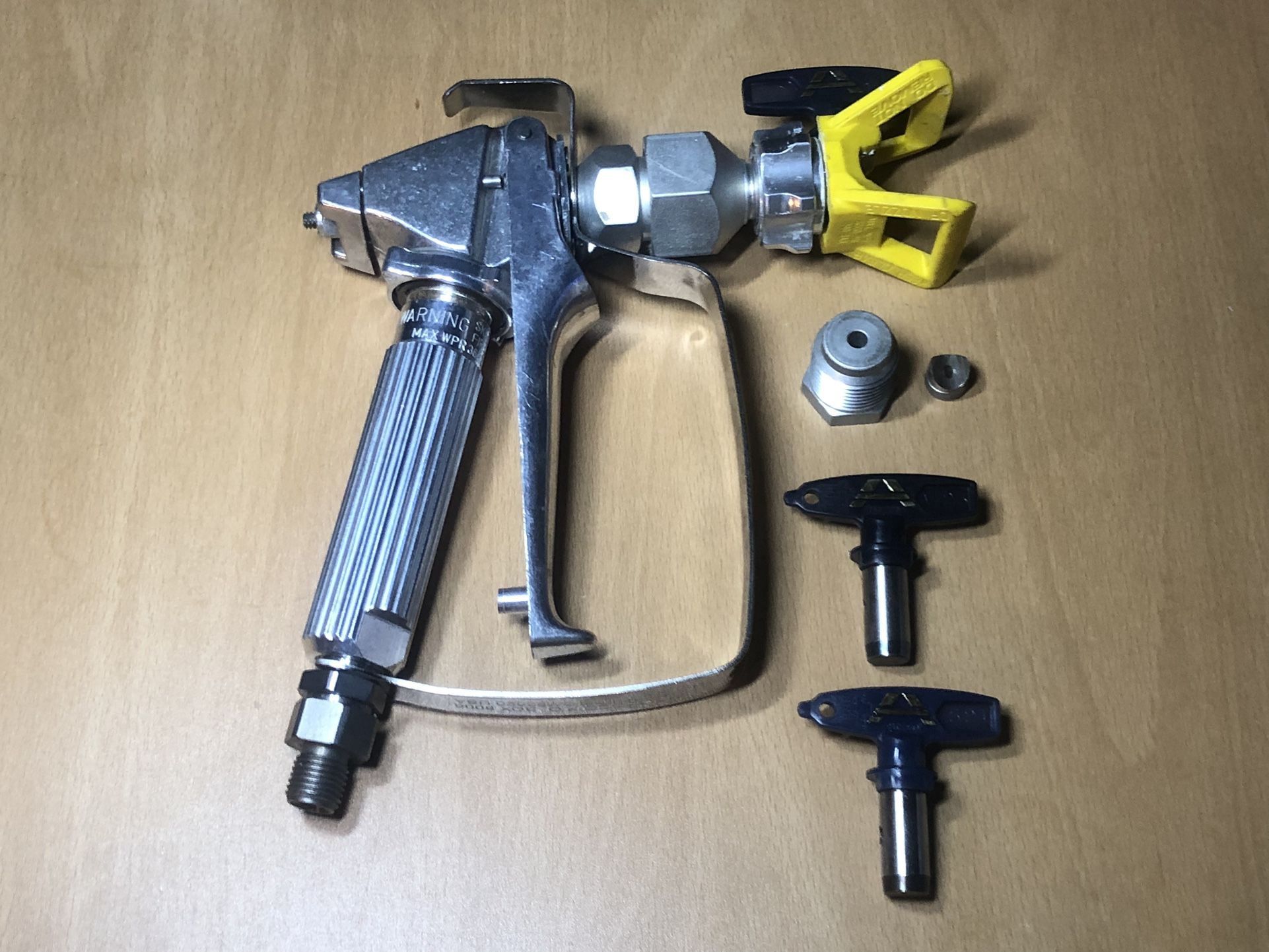 Airlessco 007 HiBuild Spray Gun - NOS!