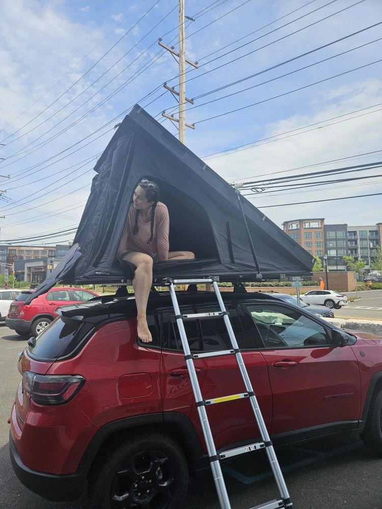 Rooftop Tent - BDV Duo IKamper. One Minute Setup Tent.