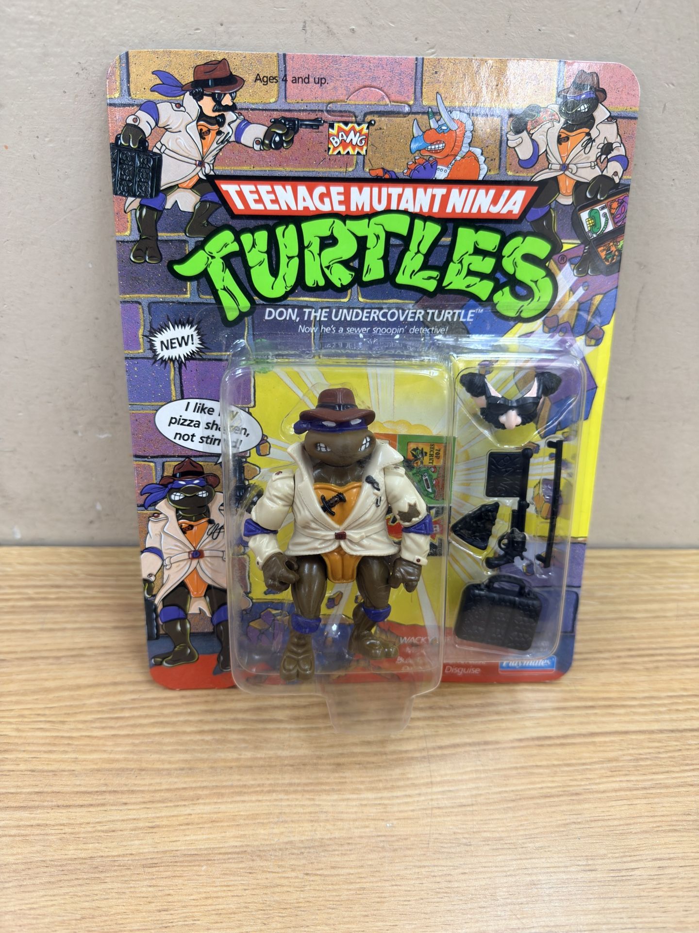 1990 PLAYMATES TEENAGE MUTANT NINJA TURTLE ( DON THE UNDERCOVER TURTLE) ACTION FIGURE