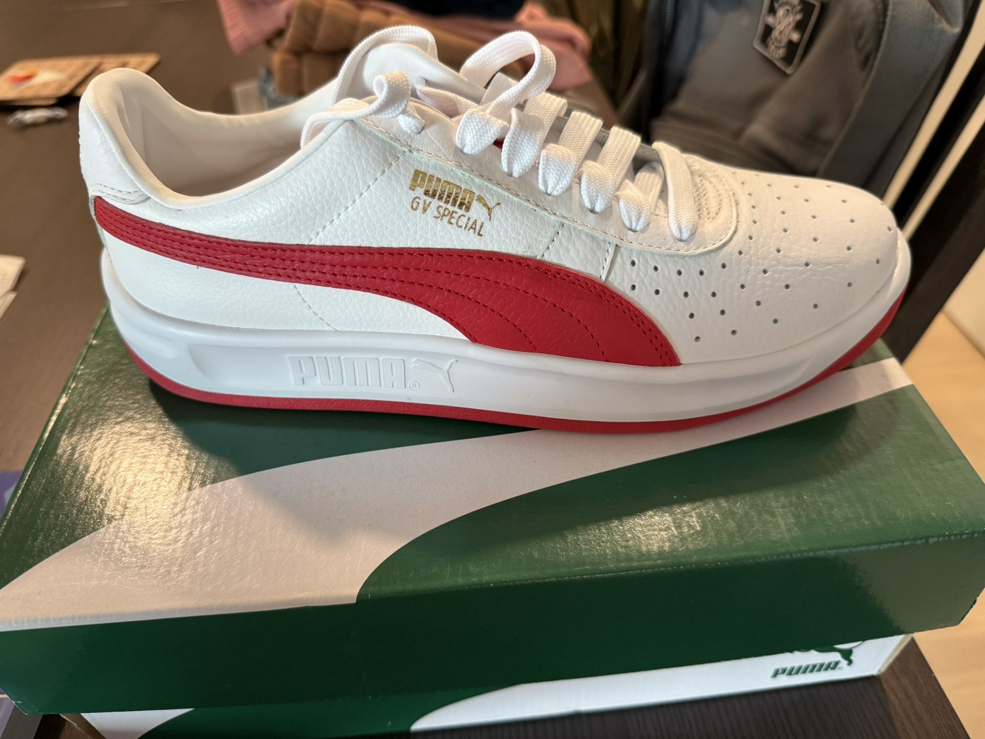 7.5 Puma Shoes