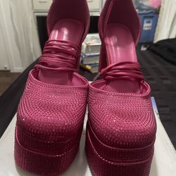 Heels Women’s Size 9/ 40 