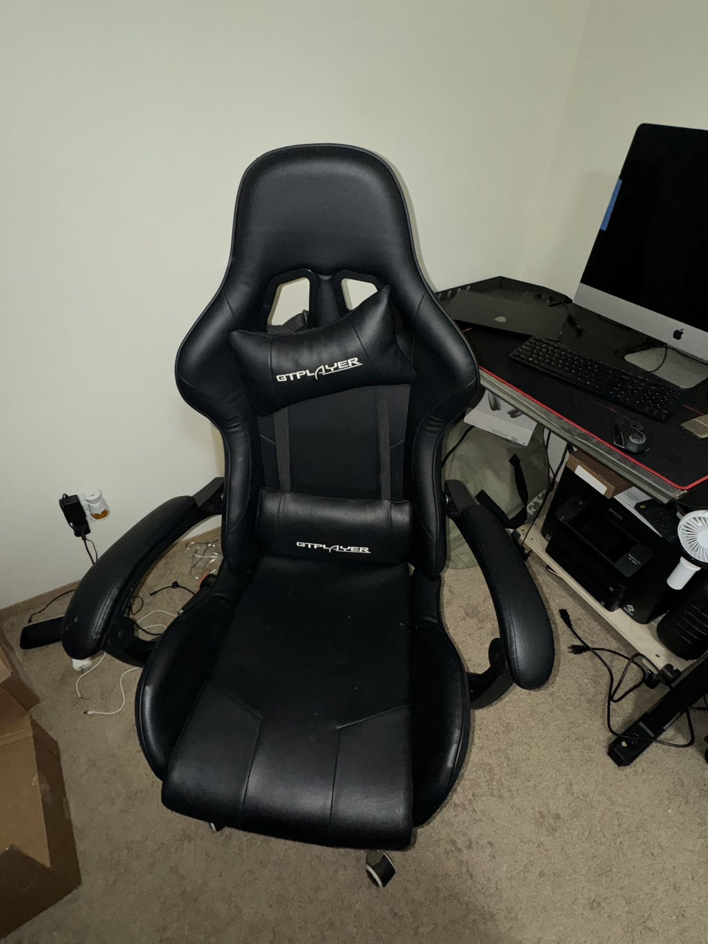 Gaming Desk+ Chair