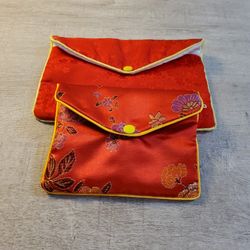 Two Nice Jewelry Bags  .    Size  .  6"×  5"    5"×  4" 