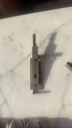 Lock pick tool
