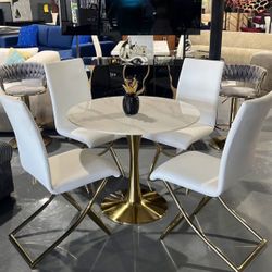 5 PIECE DINING TABLE SET MARBLE TOP GOLD BASE LEATHER CHAIRS 35x35x30H