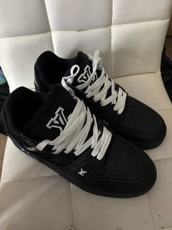 8 1/2 Lv shoes