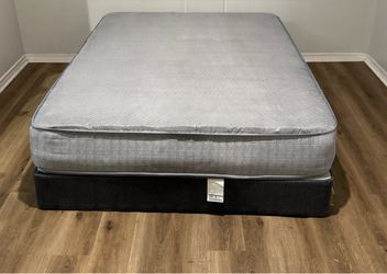 Queen Mattress Set