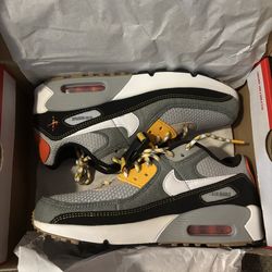 Air Max 90s - spiral sage 6y
