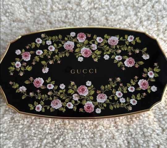 Gucci Gorgeous flora Eyeshadow Palette NEW