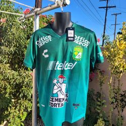 Leon Home Soccer Jersey 2022