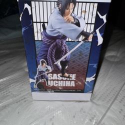 Sasuke Uchiha Figure