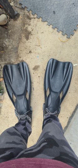 Mares powerplana black regular fins