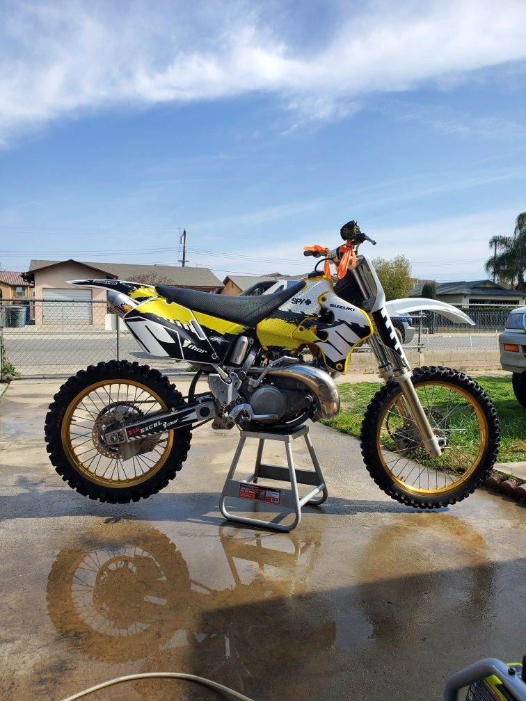 97 Suzuki rm250 2stroke