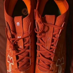 Under Armer Football Cleats