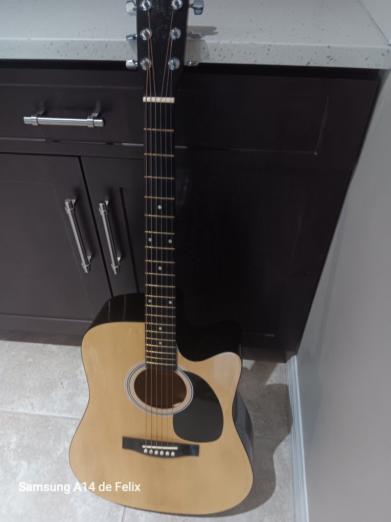 Guitarra Acustica Carlo Robelli