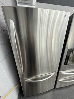 LG Bottom Freezer Refrigerator ( Refrigeradores )