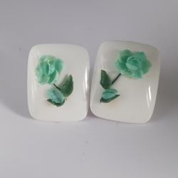 Vintage Screwback Earrings, handmade, green flower on plastic