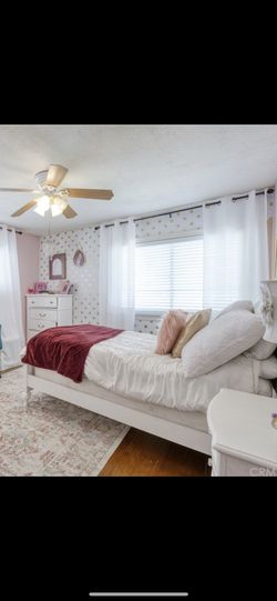 Beautiful Twin Size Bed Frame With Box Spring 