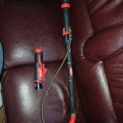 Milwaukee M12 Trapsnake 
