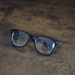 Thick Black Glasses 