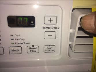 New 14,000 btu window a/c great for home or work