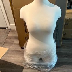 Adult Female Plus Size Mannequin Dress Form Pinnable Torso