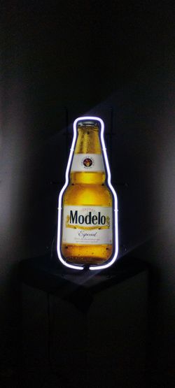 MODELO NEON SIGN .DODGERS & ANGELS BOBBLEHEADS AVAILABLE. ( ALSO PLENTY OF NEON SIGNS / LIGHTS AVAILABLE FOR SALE  )TAP HANDLES