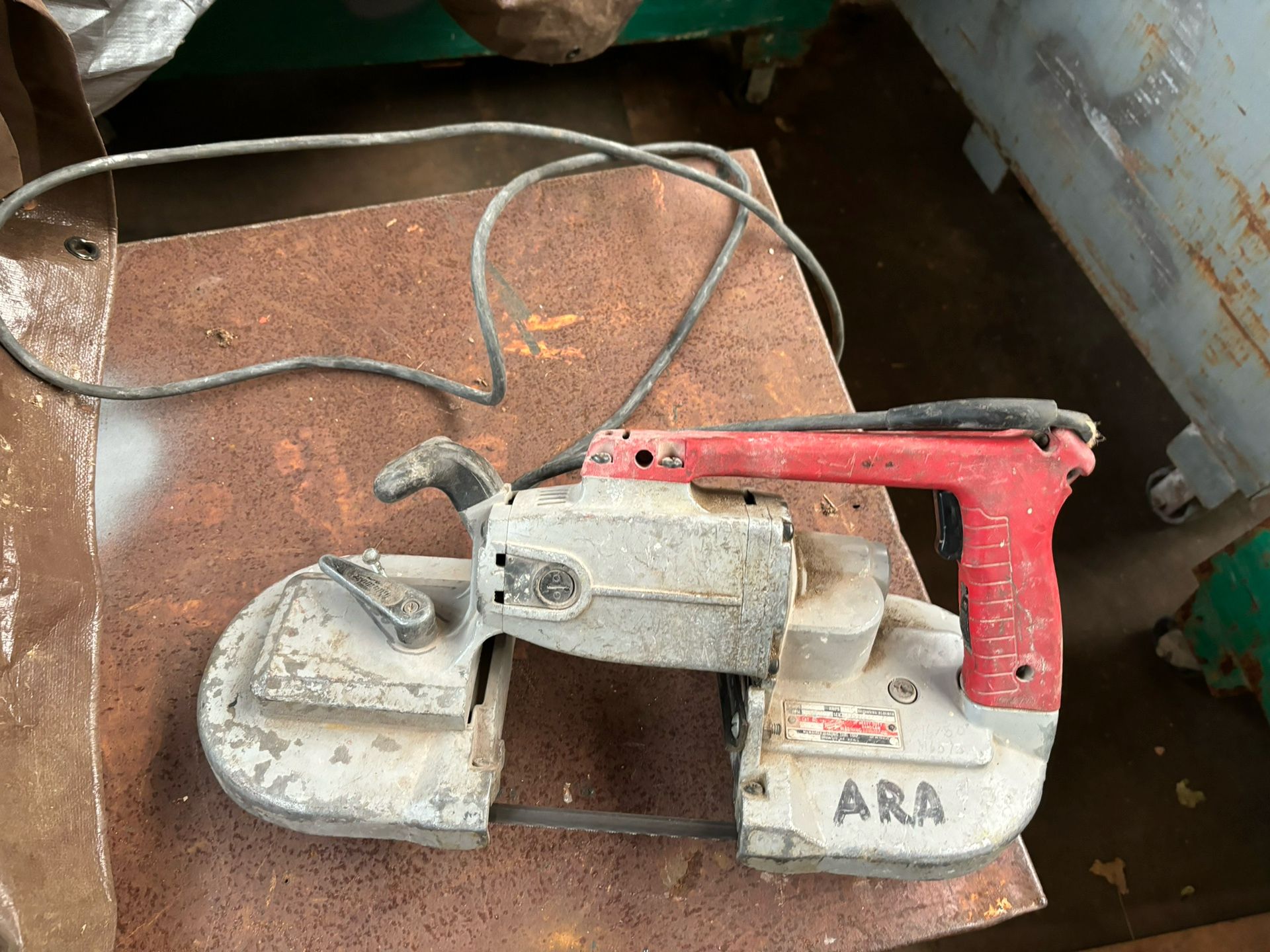 Milwaukee Bandsaw