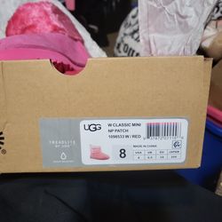 brand new luggage boots