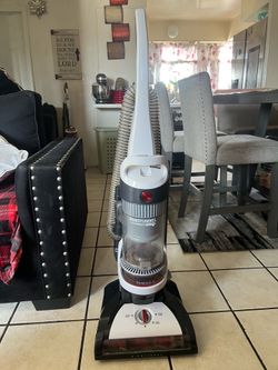 Hoover WindTunnel Rewind Pet