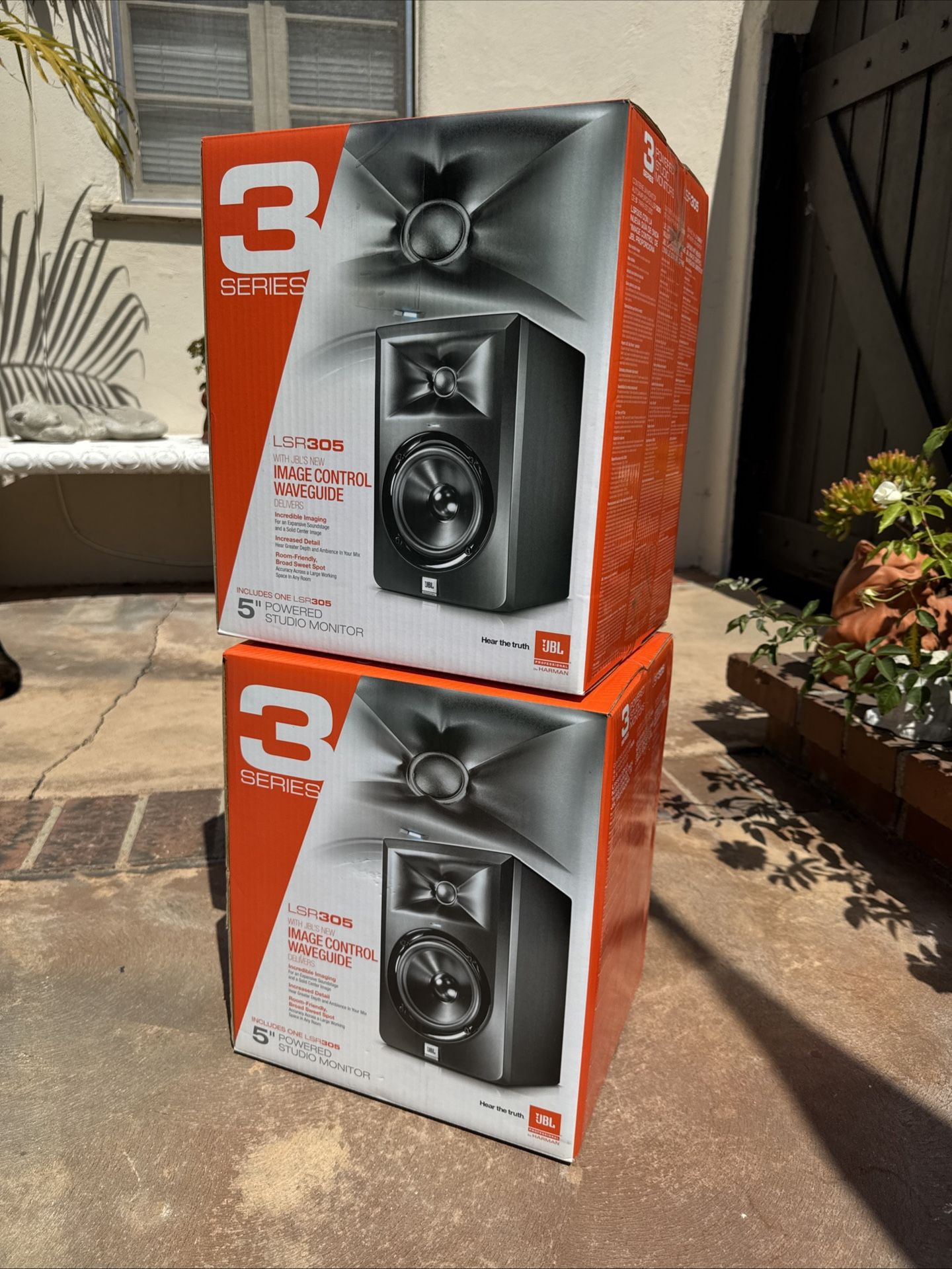 JBL LSR305 5" 3 Series Powered Studio Monitors (2) New Open Box