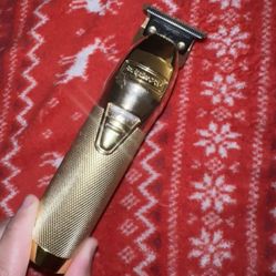 BABYLISSPRO® GOLDFX+ ALL-METAL LITHIUM OUTLINING TRIMMER