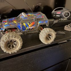 Traxxas 1/16 Summit (brushed Stock) And Some Traxxas La trax Tetons For trade