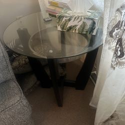 Coffee Table With 2 Side Table