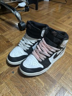 Jordan 1 Corals Size 6 With Box