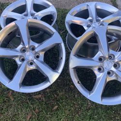 set of 4 20" staggered oem rims $700