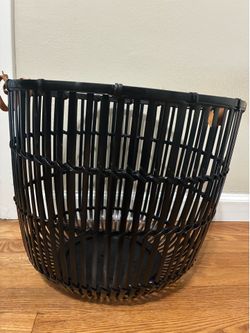 IKEA Hurring Bamboo/Rattan Basket Black with Brown Leather Handles - New