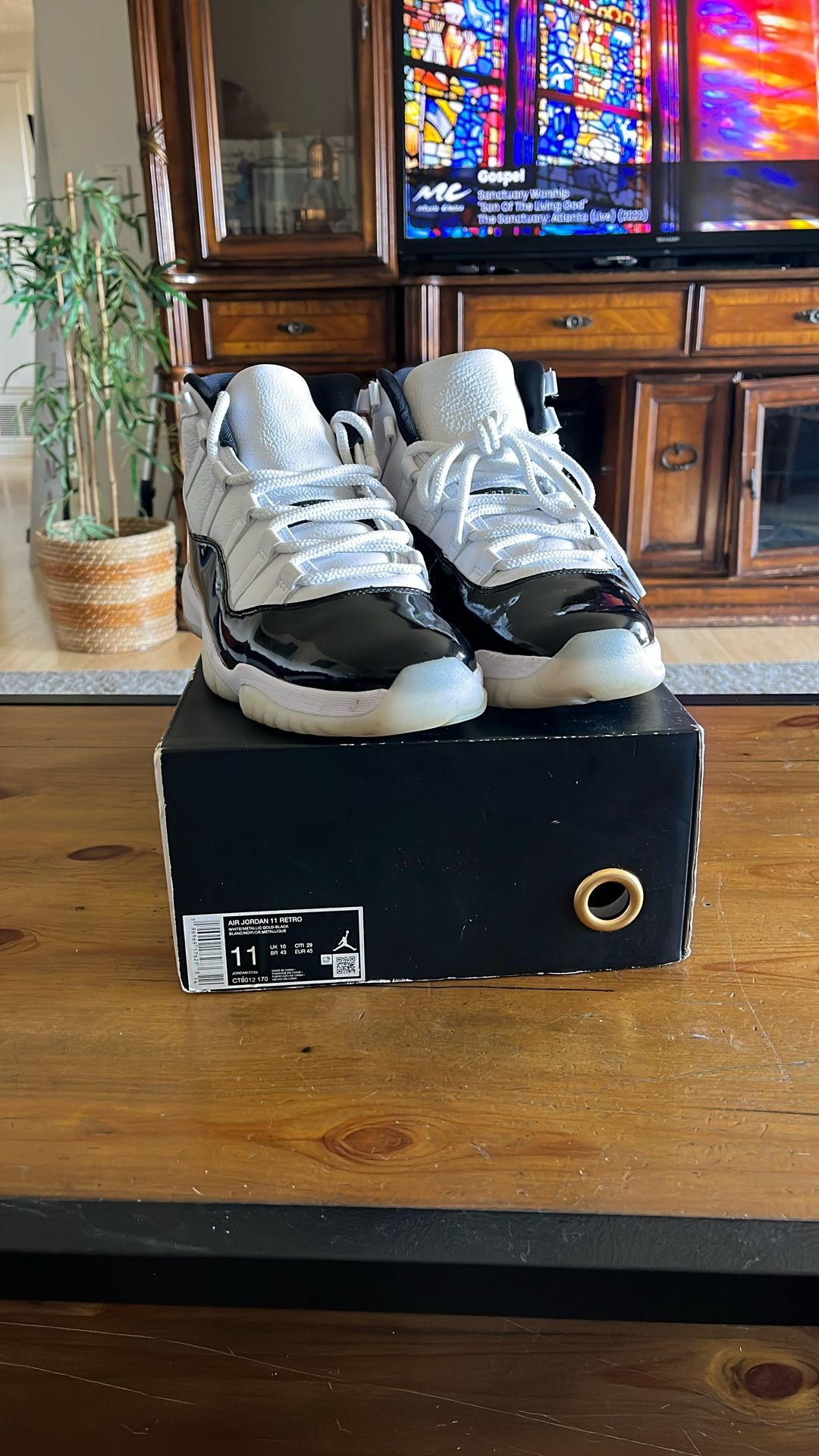 Air Jordan 11 Retro  Gratitude