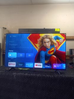 55 inch Hisense android 4k smart tv beautiful tv comes with remote control shows great quality clear picture works perfect guaranteed