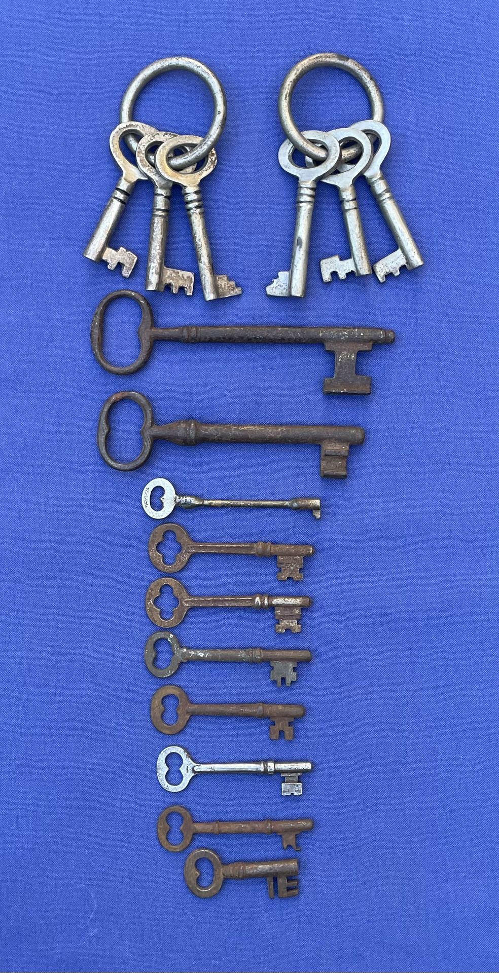 Antique/Vintage Mixed Sizes Skeleton 16-Keys Cast Iron-Russell Erwinn-Corbin OR TRADE