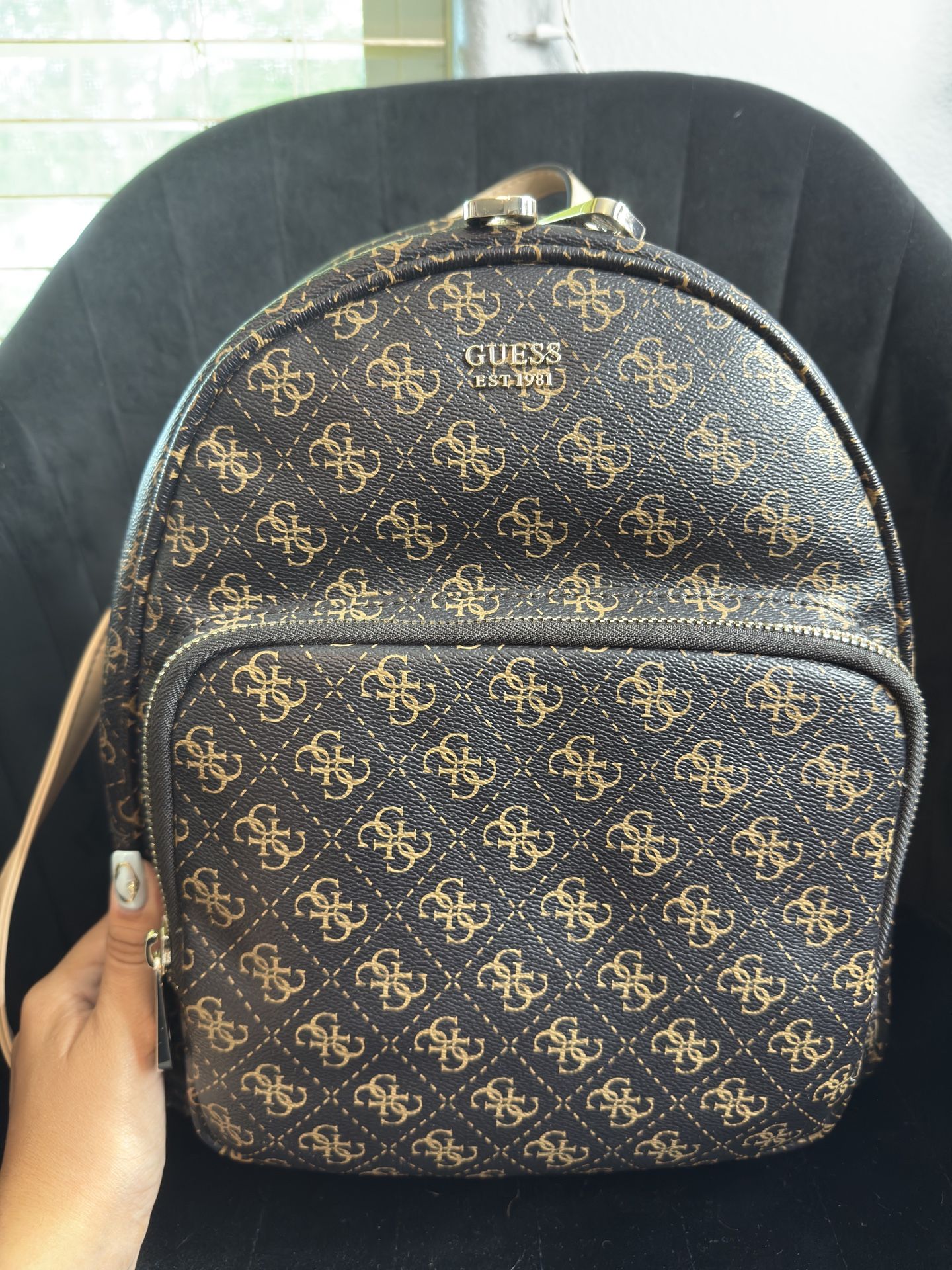 Guess Bag Pack - BRAND NEW WITH TAGS