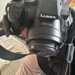 Panasonic Lumix FZ300 4K Camera — Leica Lens — Works Perfectly
