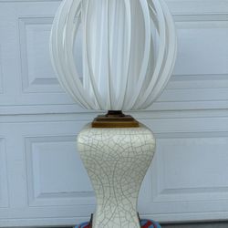 Royal Table Lamp Height: 31 inches Great working----- Like New condition